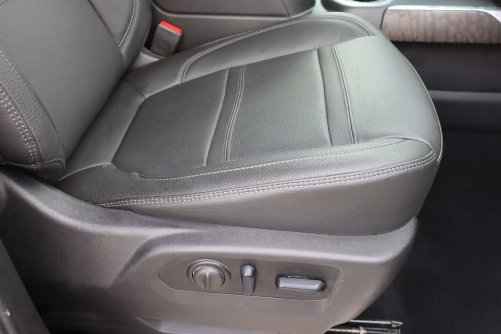 Used 2023 GMC Sierra 2500 Denali w/ Denali Ultimate Package image 32