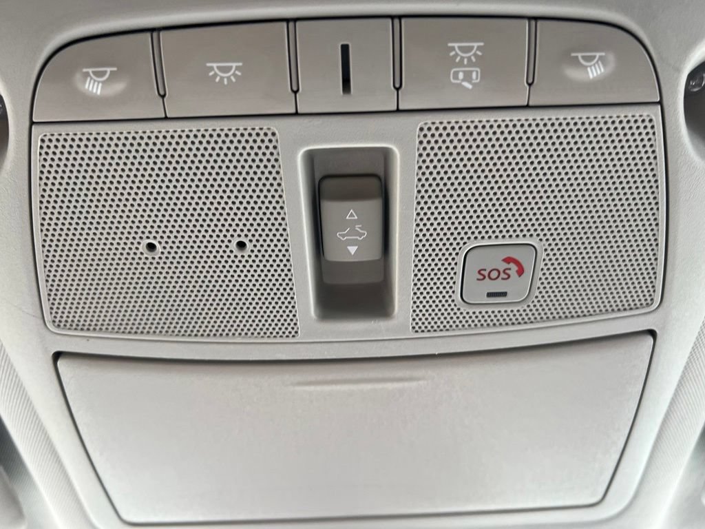 Used 2019 Nissan Armada Platinum w/ Interior Lighting Package AWD/4WD image 31