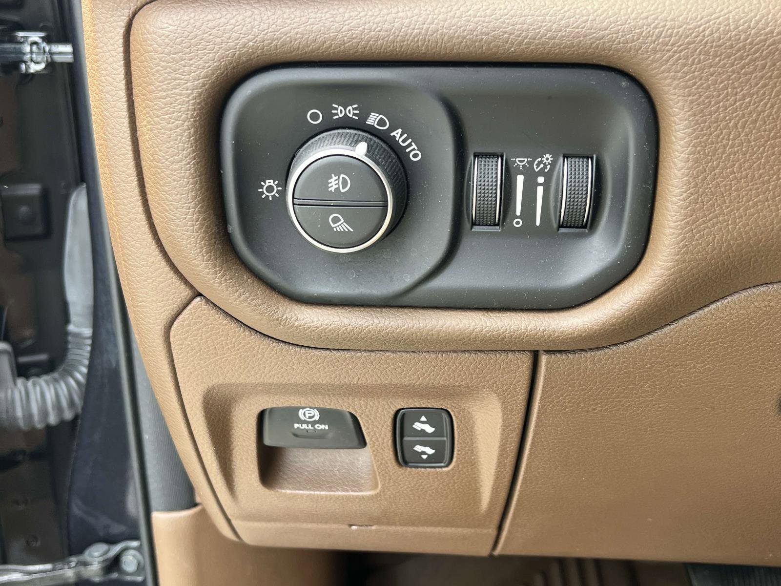 Used 2022 RAM 1500 Laramie image 27