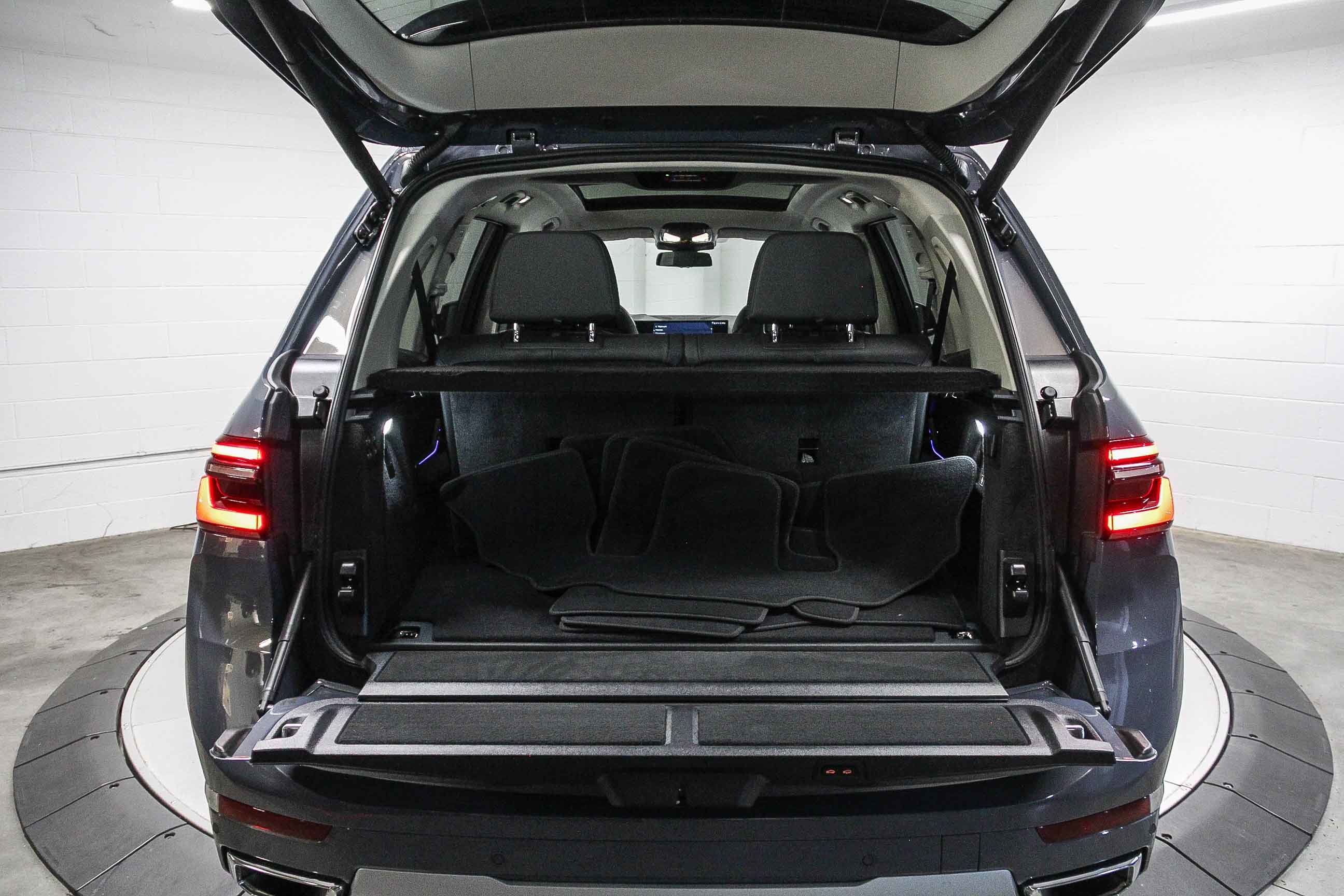 Used 2026 BMW X7 xDrive40i AWD/4WD image 27
