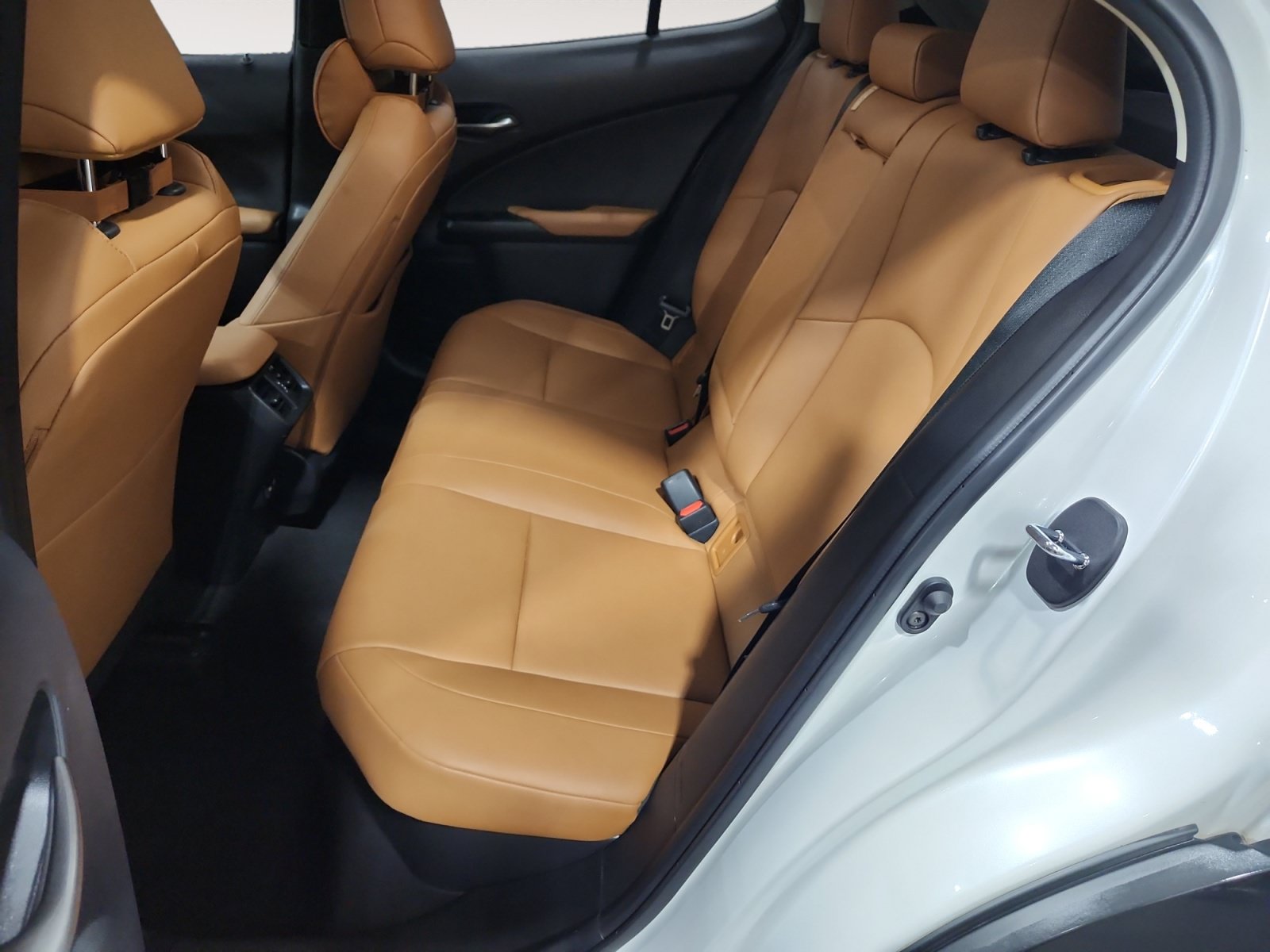 Used 2021 Lexus UX 250h w/ Premium Package AWD/4WD image 13