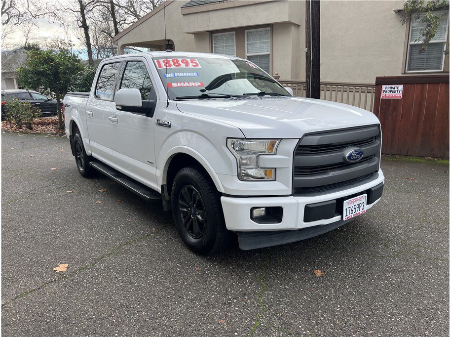 Used 2017 Ford F150 Lariat RWD image 1