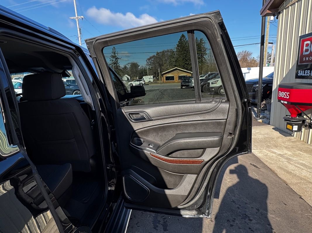 Used 2020 GMC Yukon SLE w/ SLE Value Package image 39