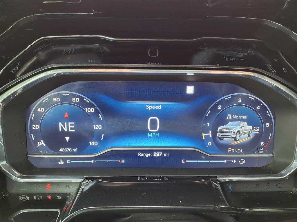 Certified 2023 Chevrolet Silverado 1500 RST image 24