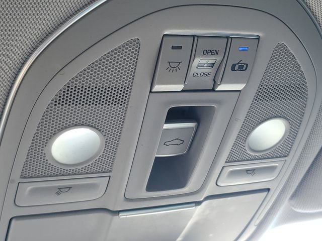 Used 2015 Hyundai Genesis 3.8 w/ Option Group 03 image 22