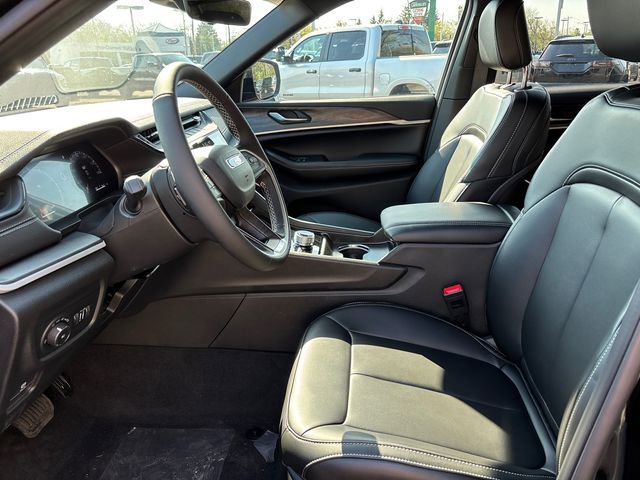 New 2026 Jeep Grand Cherokee L Limited AWD/4WD image 6