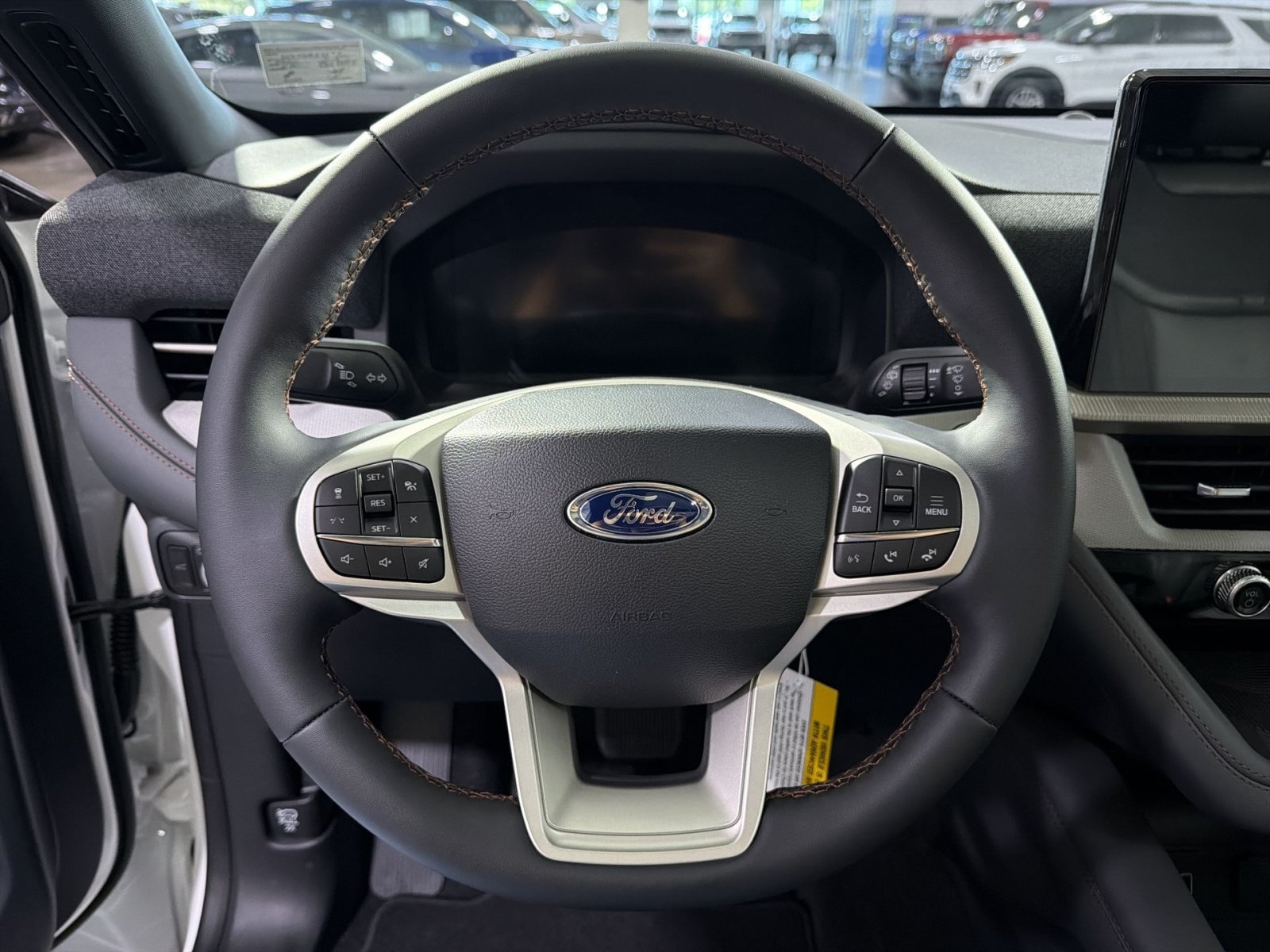 New 2027 Ford Explorer Active w/ Active Comfort Package AWD/4WD image 25