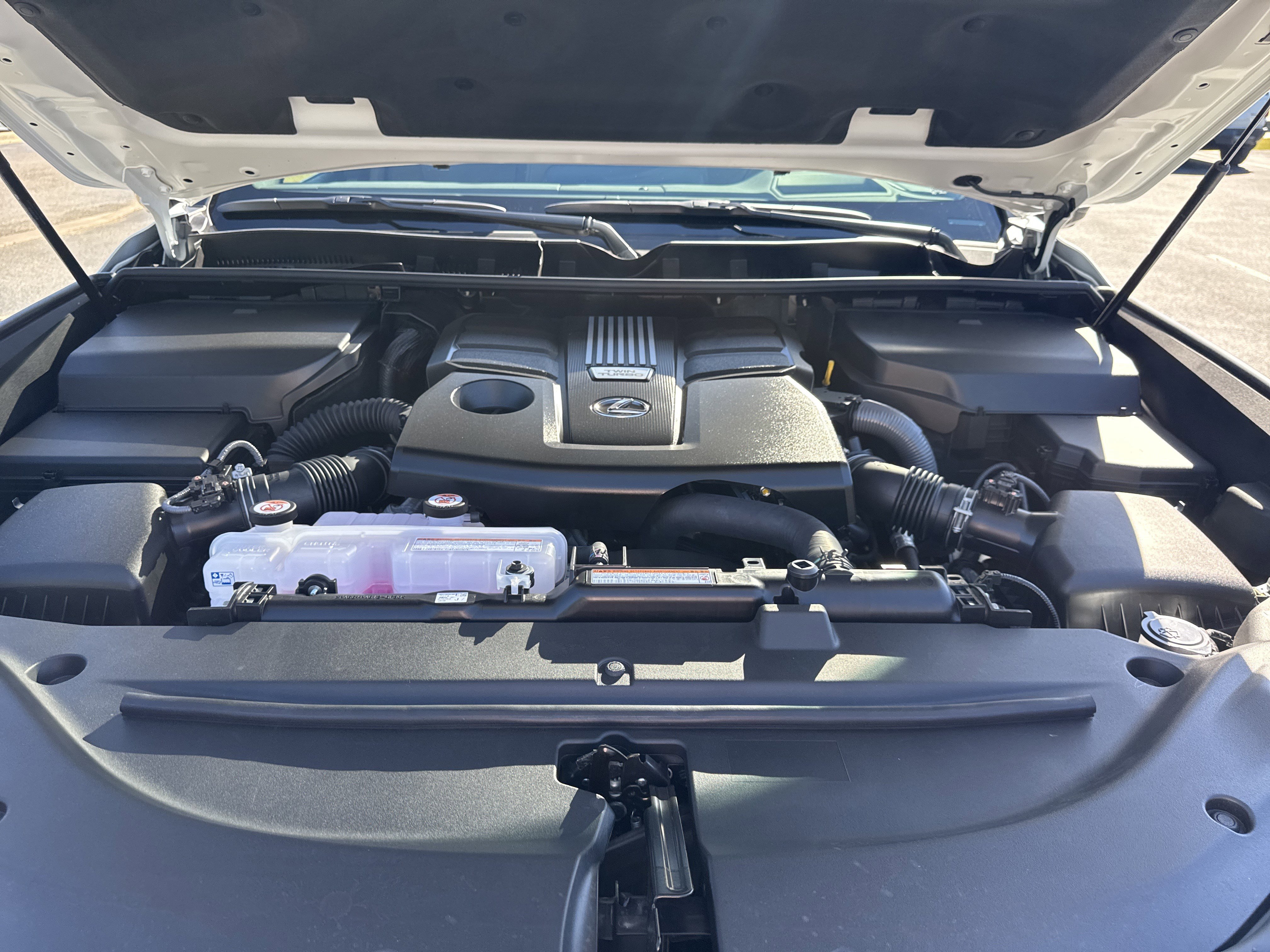 Used 2025 Lexus LX 600 4WD w/ Interior Upgrade Package image 37