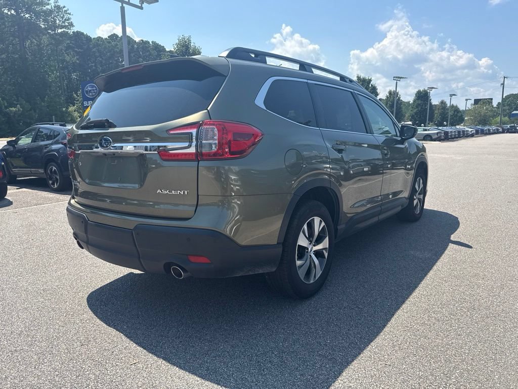 Certified 2025 Subaru Ascent Premium AWD/4WD image 5