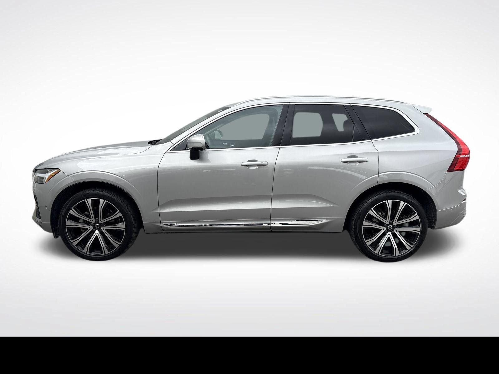 Certified 2023 Volvo XC60 B5 Ultimate w/ Climate Package AWD/4WD image 2