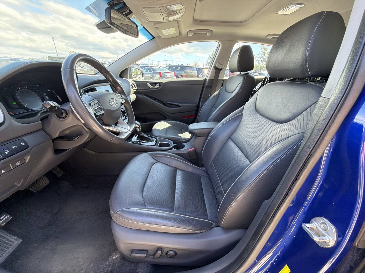Used 2019 Hyundai Ioniq Limited w/ Ultimate Package 02 FWD image 13