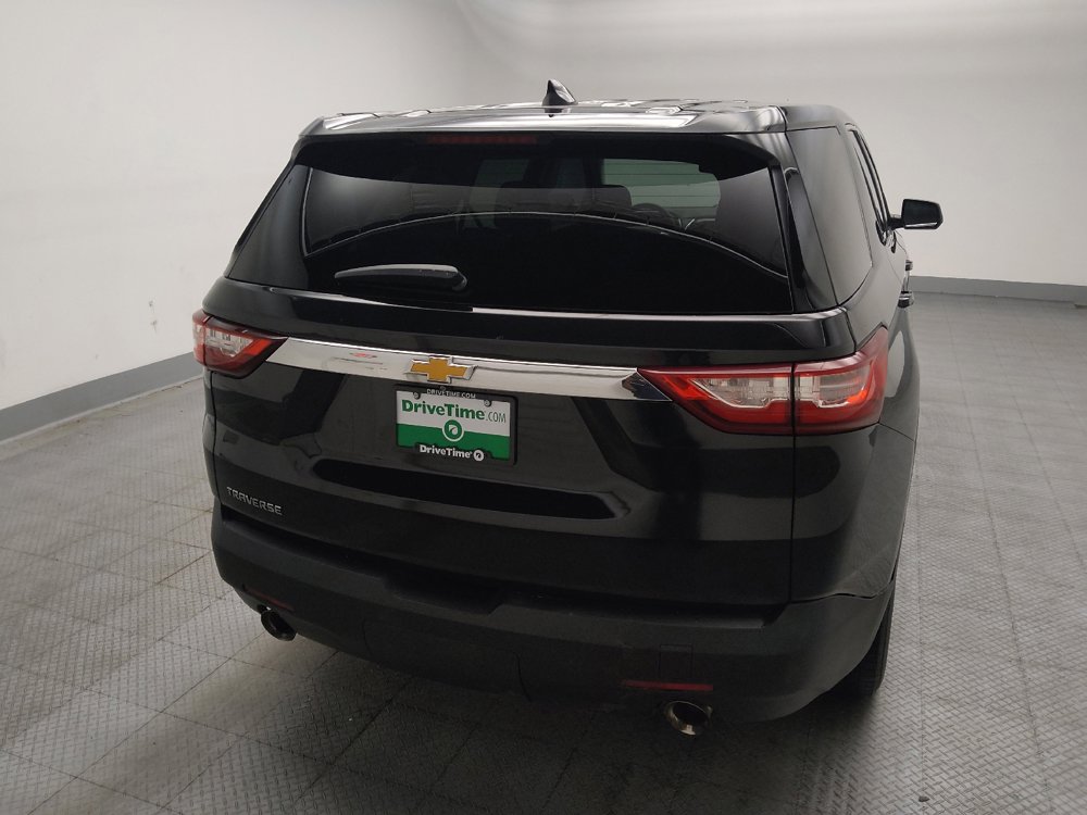 Used 2021 Chevrolet Traverse LS FWD image 7