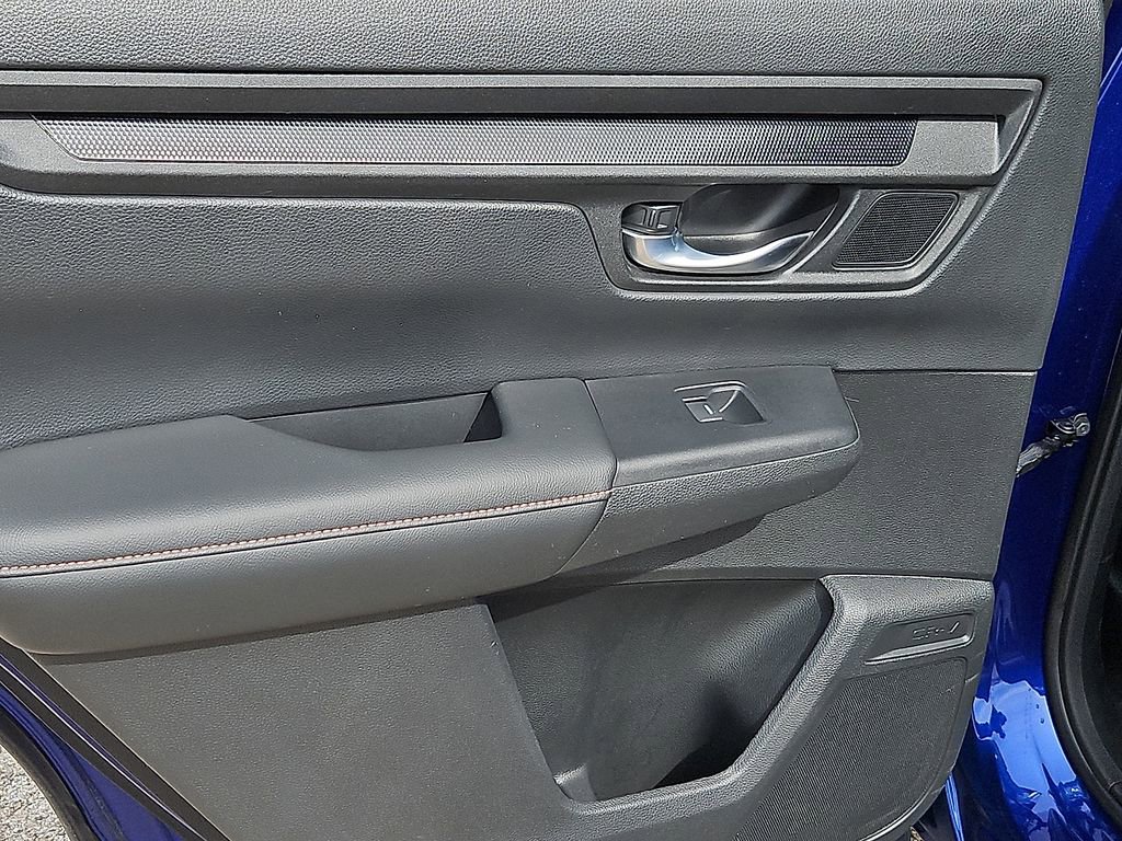Used 2025 Honda CR-V Sport-L image 18