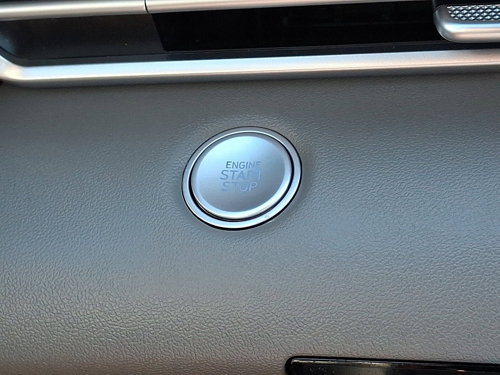 Certified 2025 Hyundai Elantra Sport FWD image 22