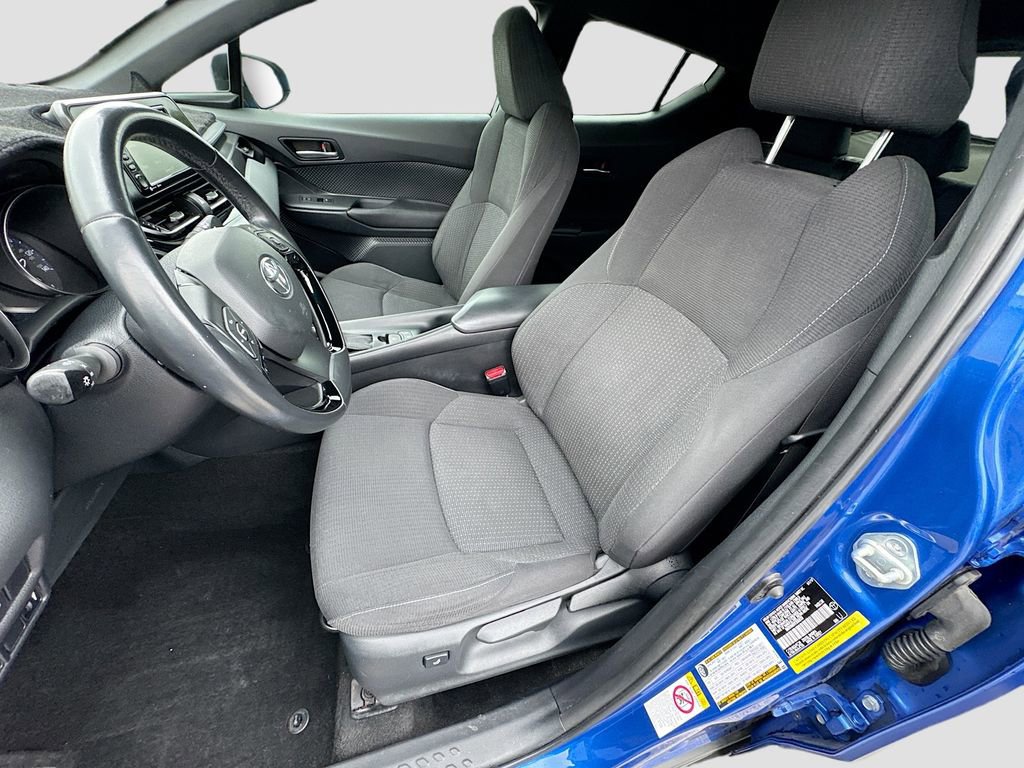 Used 2018 Toyota C-HR XLE FWD image 26
