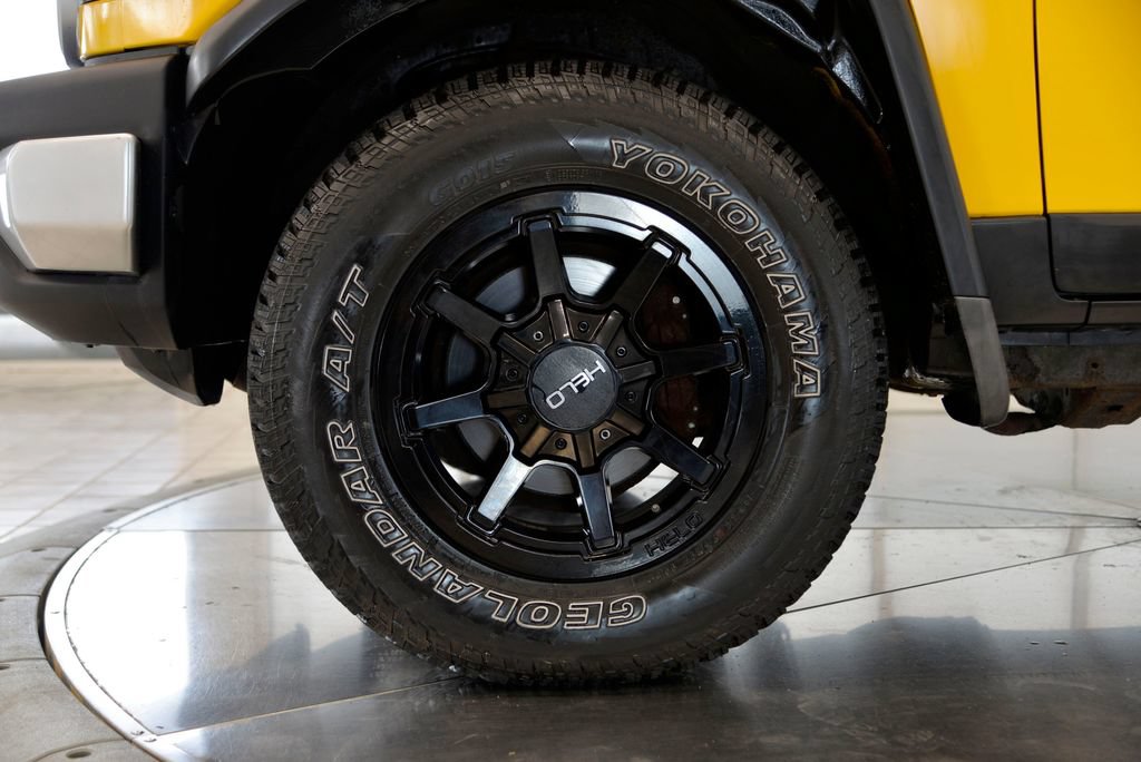 Used 2007 Toyota FJ Cruiser 4WD w/ Upgrade Pkg 2 image 10