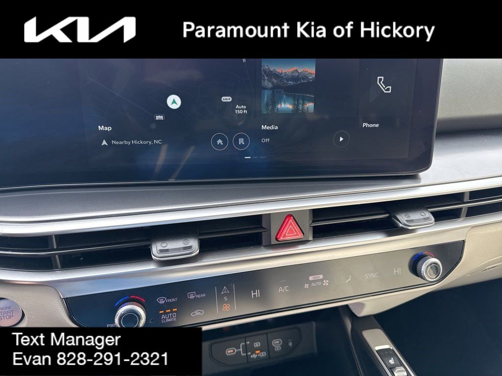 Used 2024 Kia Sorento EX w/ Panoramic Sunroof Package image 28