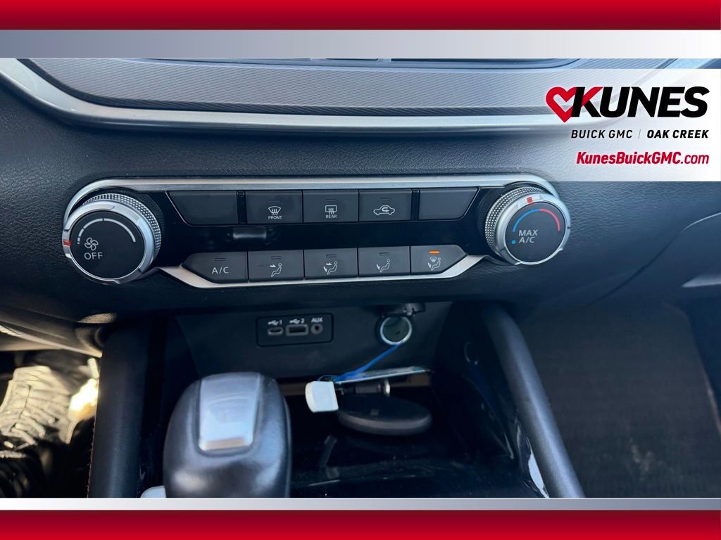 Used 2025 Nissan Altima 2.5 SR FWD image 15