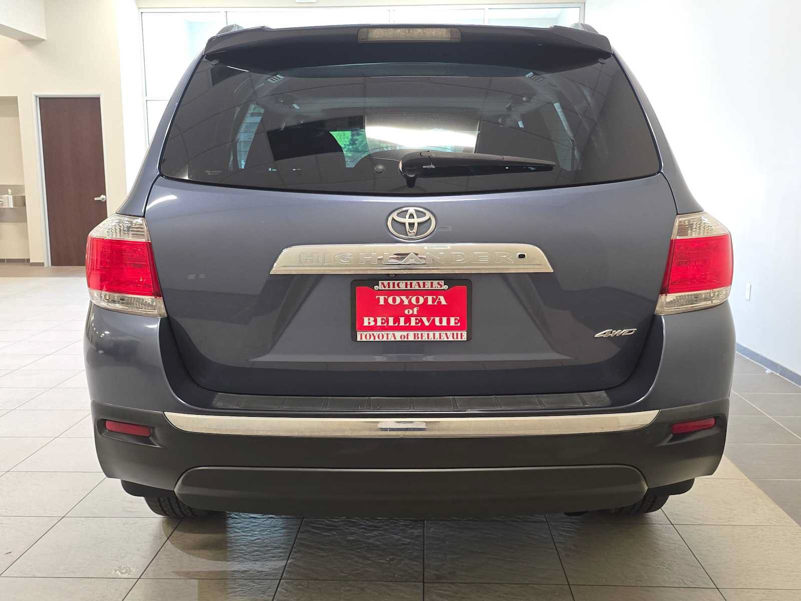 Used 2013 Toyota Highlander Limited AWD/4WD image 5