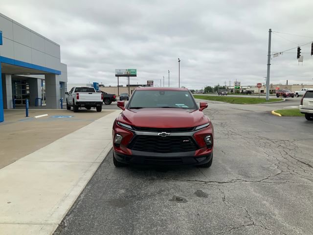 Used 2023 Chevrolet Blazer RS w/ Driver Confidence II Package FWD image 3