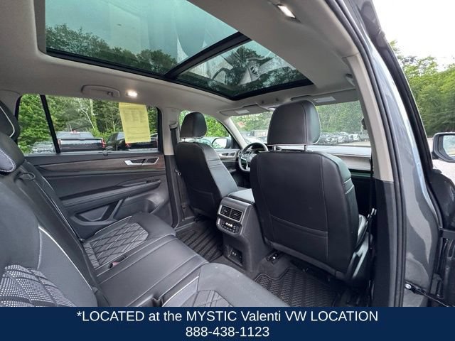 Certified 2024 Volkswagen Atlas SEL Premium R-Line AWD/4WD image 26