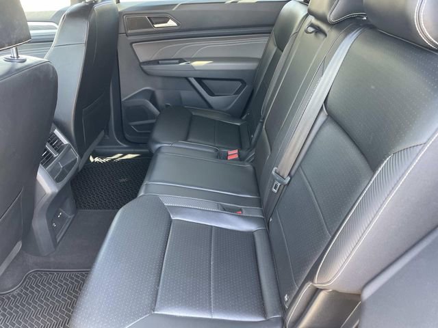 Used 2022 Volkswagen Atlas Cross Sport SE w/ Panoramic Sunroof Package FWD image 24