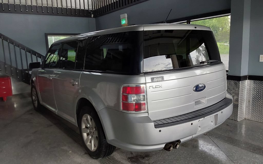 Used 2009 Ford Flex SE FWD image 10