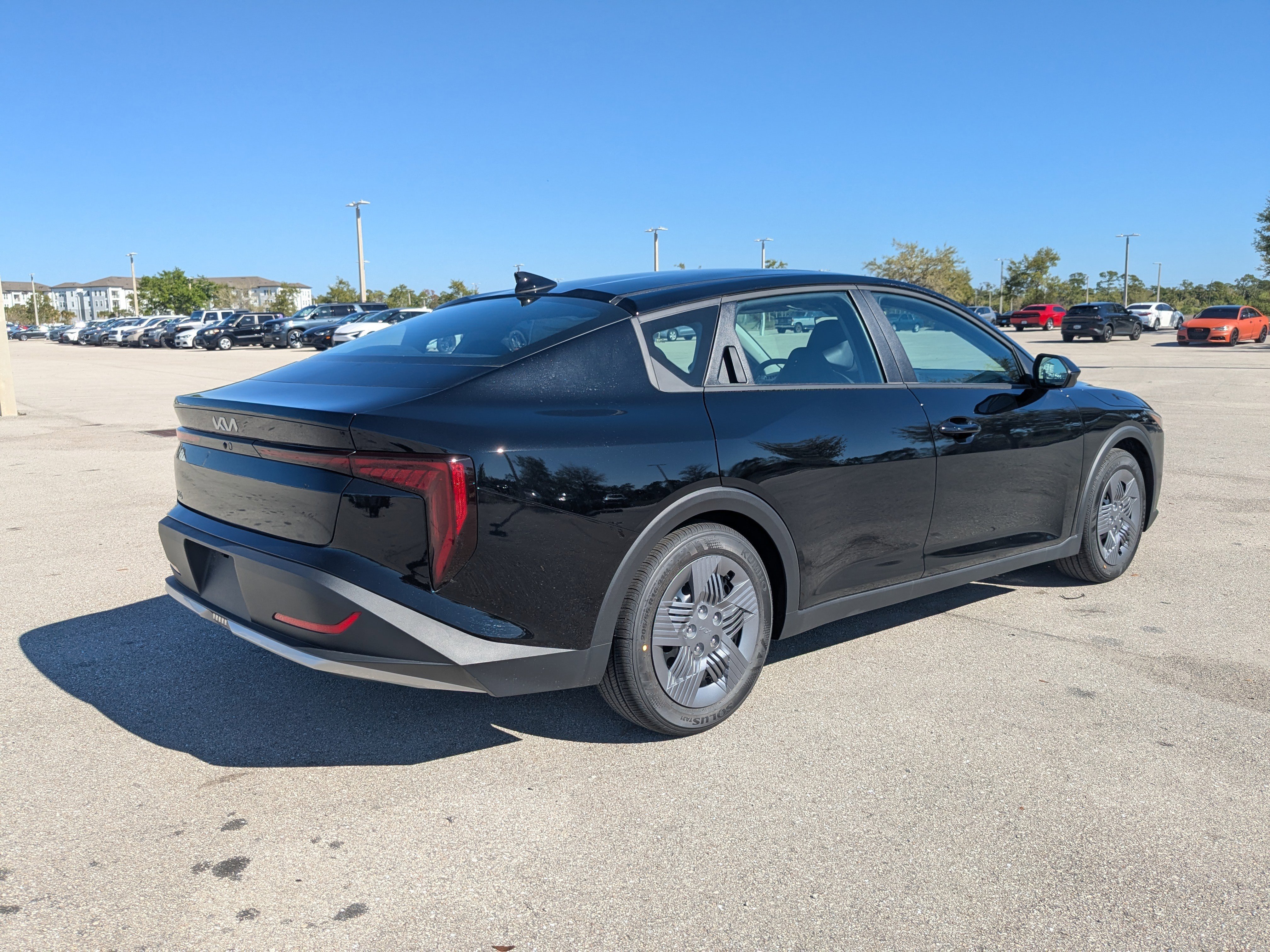 New 2026 Kia K4 LX image 5