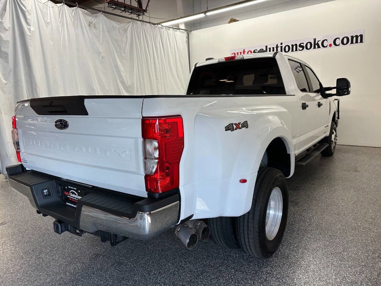 Used 2020 Ford F350 XL w/ STX Appearance Package image 7