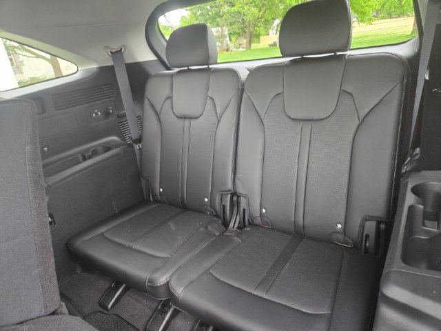 Used 2024 Kia Sorento S w/ Panoramic Sunroof Package FWD image 20