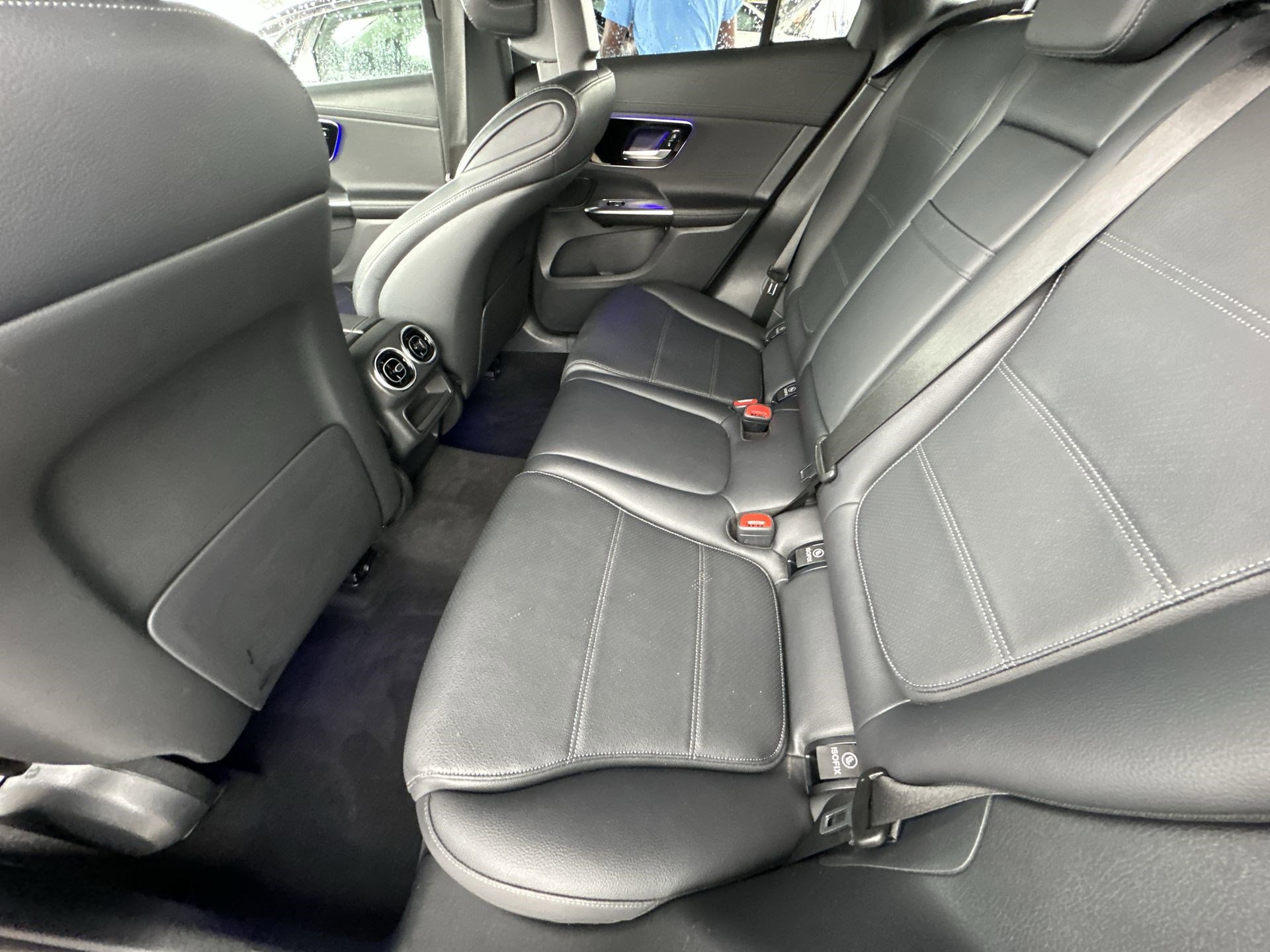 Used 2024 Mercedes-Benz GLC 300 image 26
