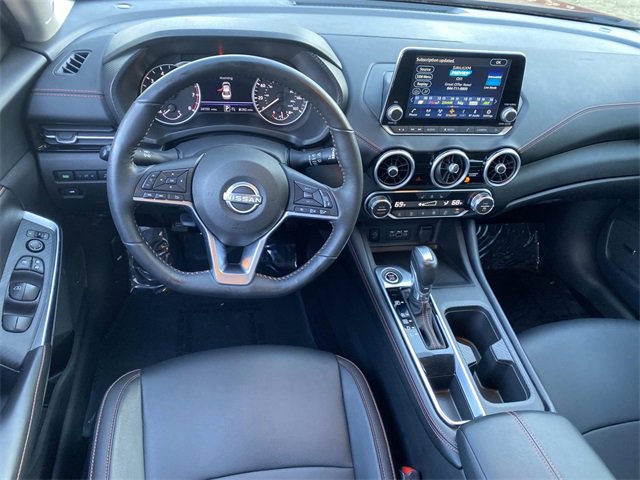 Used 2024 Nissan Sentra SR w/ SR Premium Package image 15