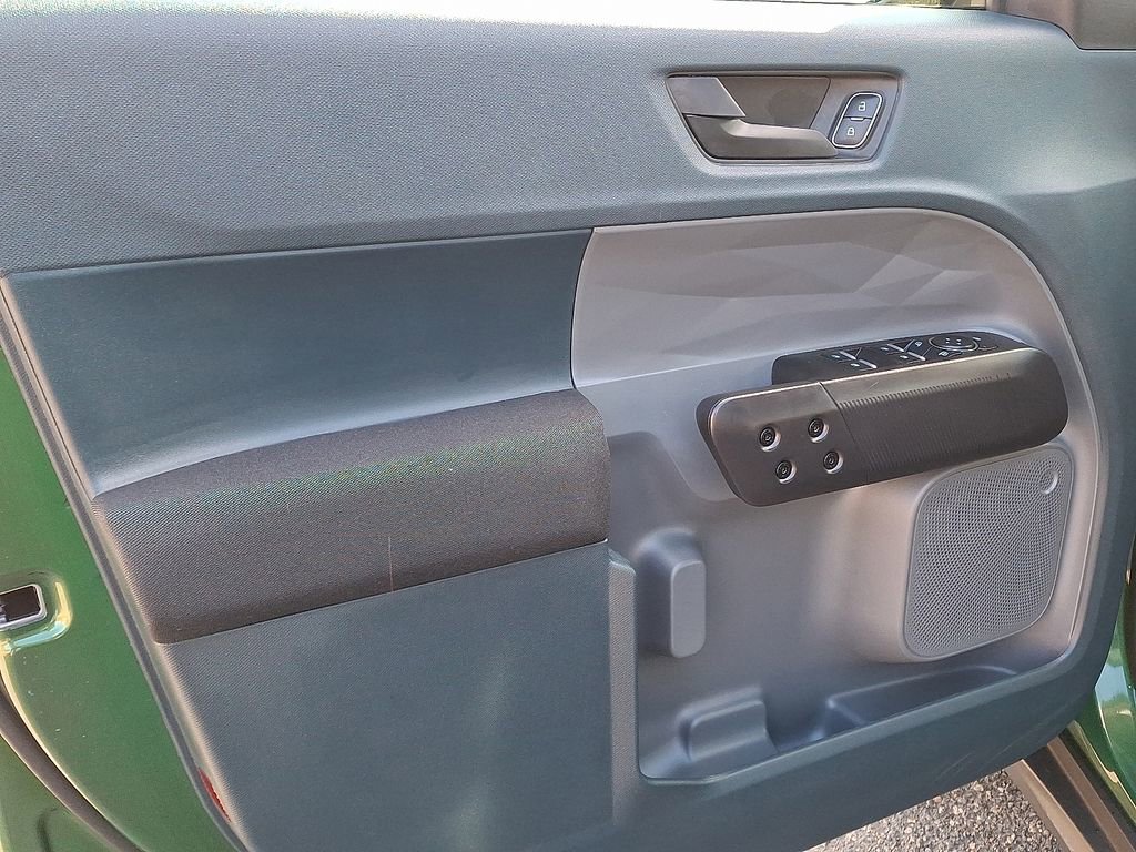 Used 2025 Ford Maverick XL w/ 4K Tow Package image 16