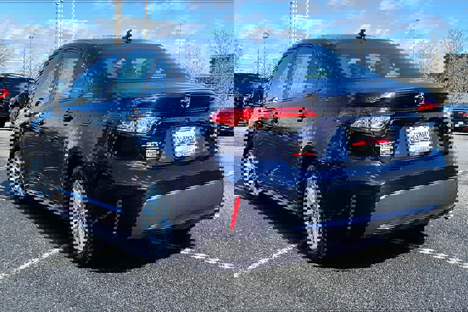 Used 2022 Toyota Corolla LE w/ LE Convenience Package image 11