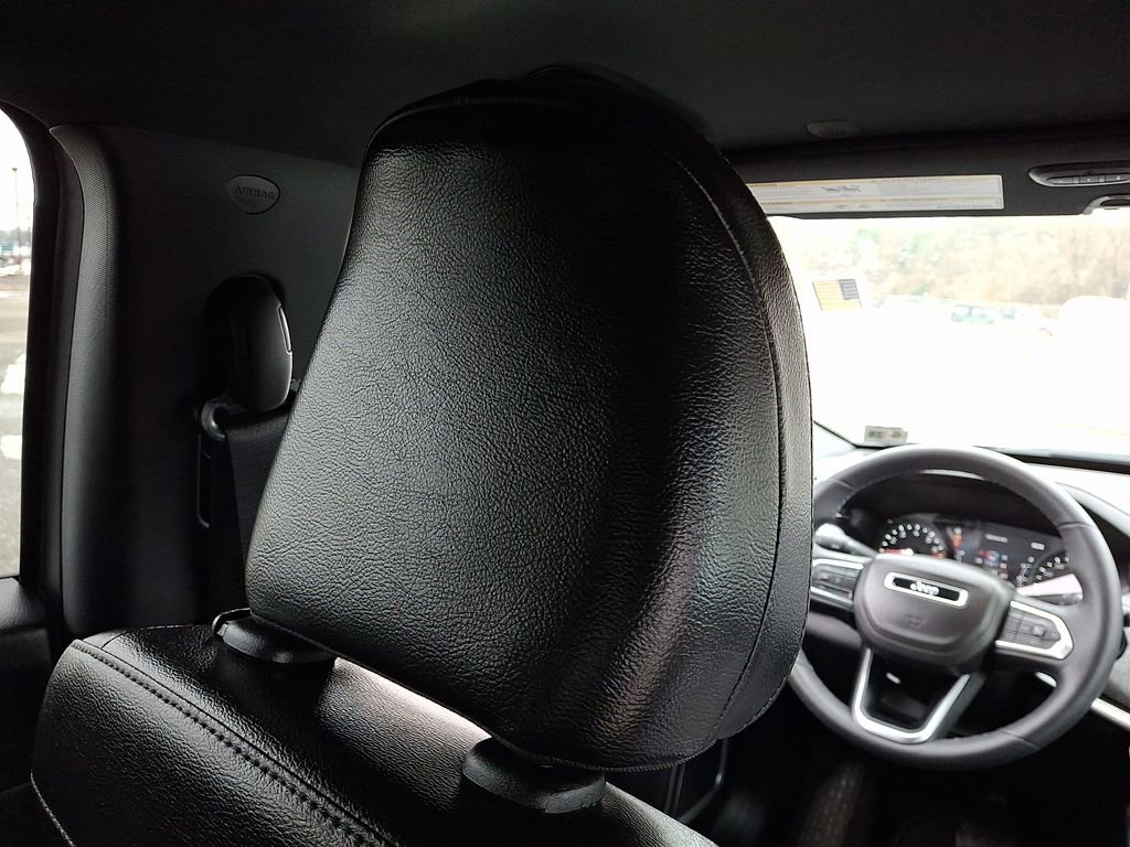 Used 2023 Jeep Compass Latitude w/ Convenience Group image 14