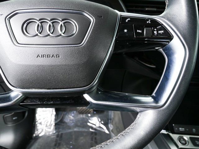 Certified 2022 Audi e-tron Premium w/ Convenience Plus Package image 10