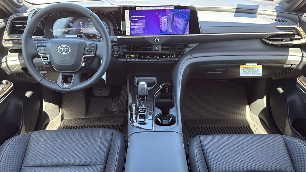 New 2026 Toyota Crown Platinum image 17