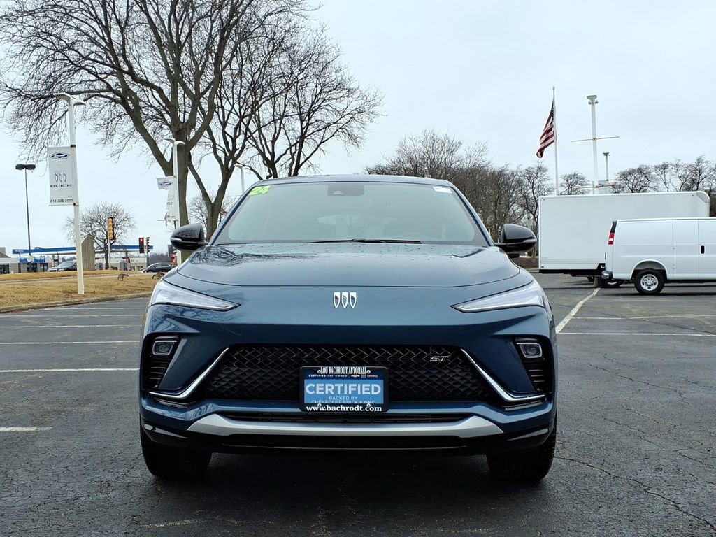 Used 2024 Buick Envista Sport Touring w/ Convenience I Package image 2