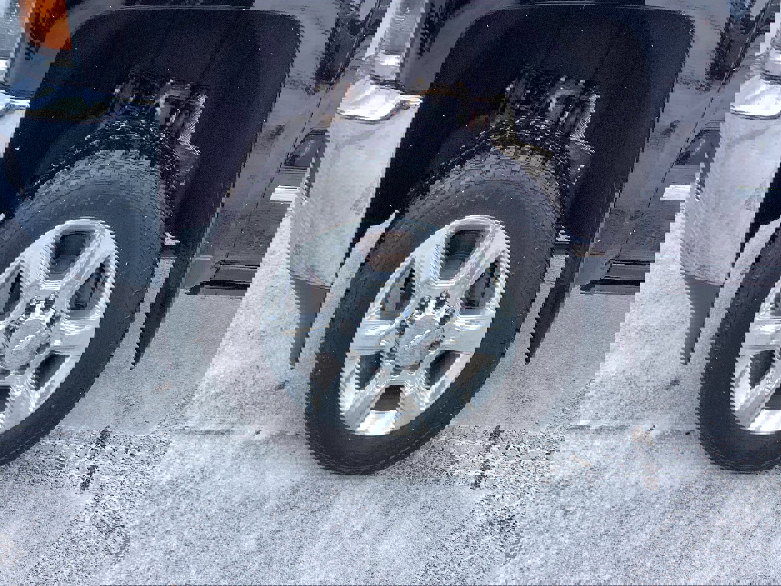 Used 2018 Chevrolet Silverado 2500 LTZ w/ Snow Plow Prep Package image 9