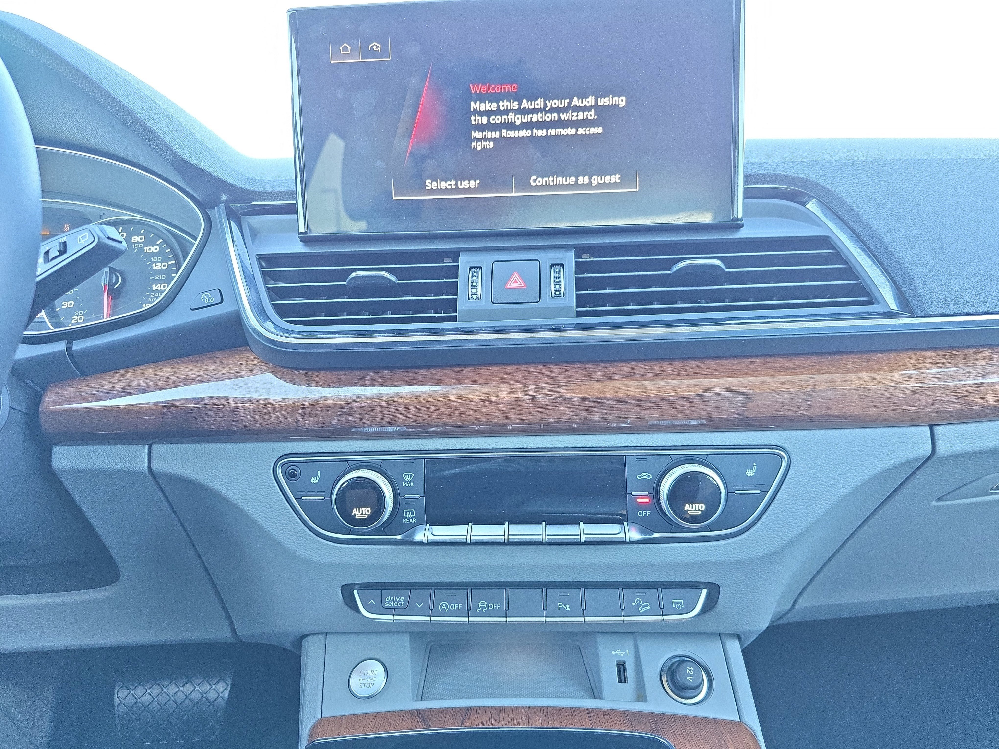 Used 2022 Audi Q5 2.0T Premium w/ Convenience Package image 18