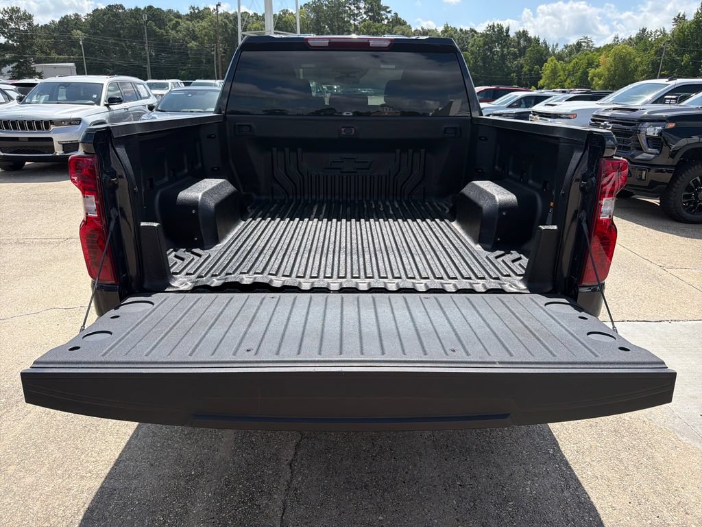 Certified 2024 Chevrolet Silverado 1500 LT AWD/4WD image 25