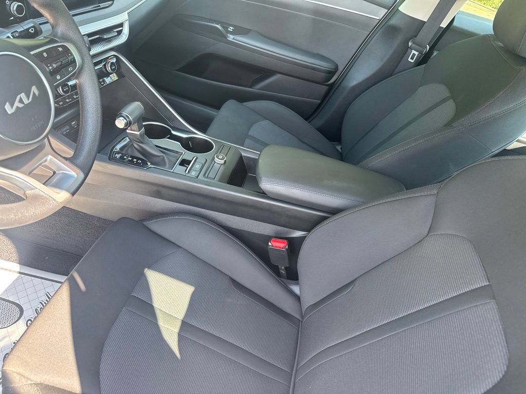 Used 2023 Kia K5 LXS FWD image 2