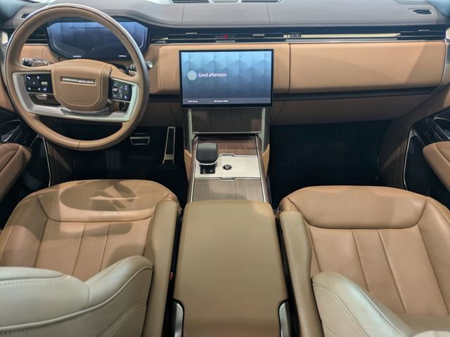 Used 2024 Land Rover Range Rover Long Wheelbase SE image 16