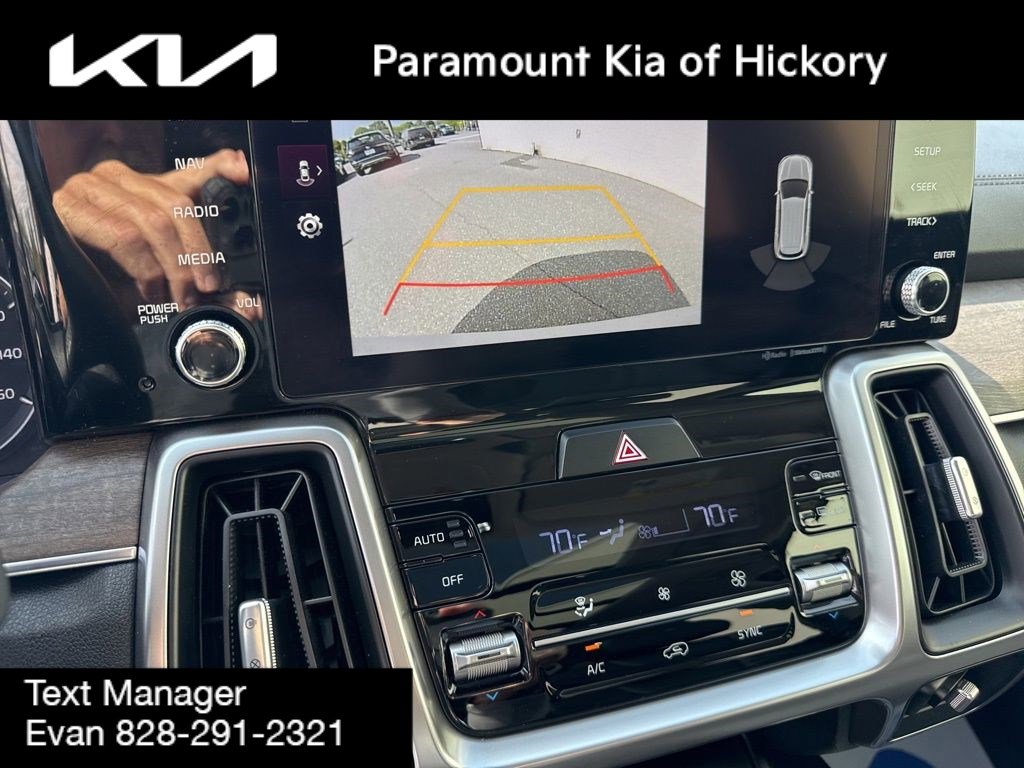 Used 2023 Kia Sorento EX w/ Panoramic Sunroof Package image 26