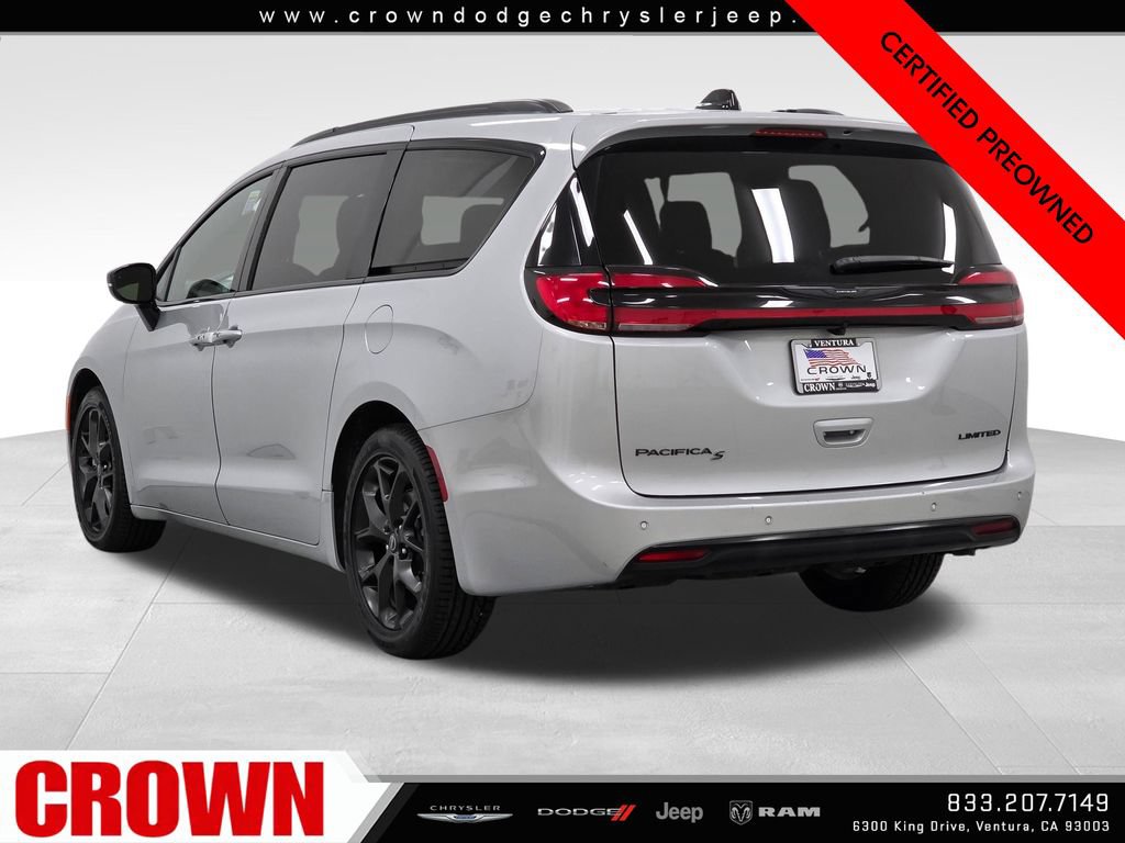 Used 2026 Chrysler Pacifica Limited w/ S Appearance Package FWD image 5