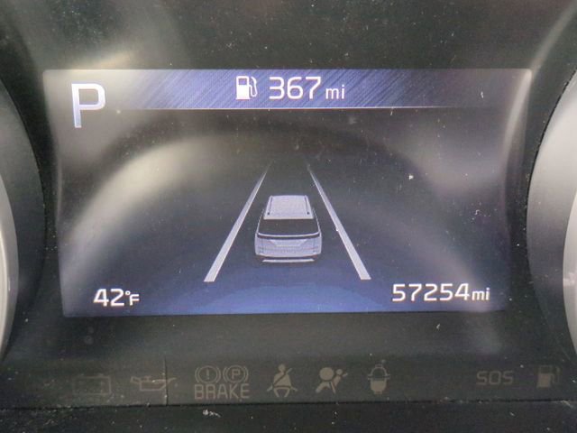 Used 2022 Kia Carnival LX image 25