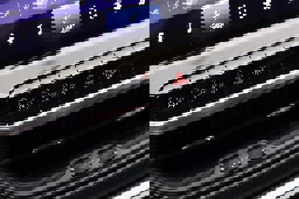 Used 2024 Jeep Compass Trailhawk image 25