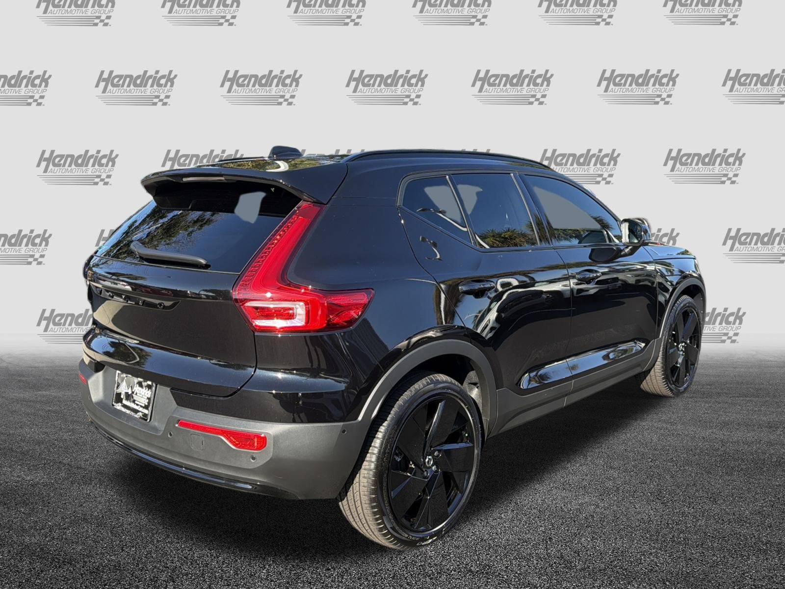 New 2026 Volvo EX40 Ultra AWD/4WD image 9