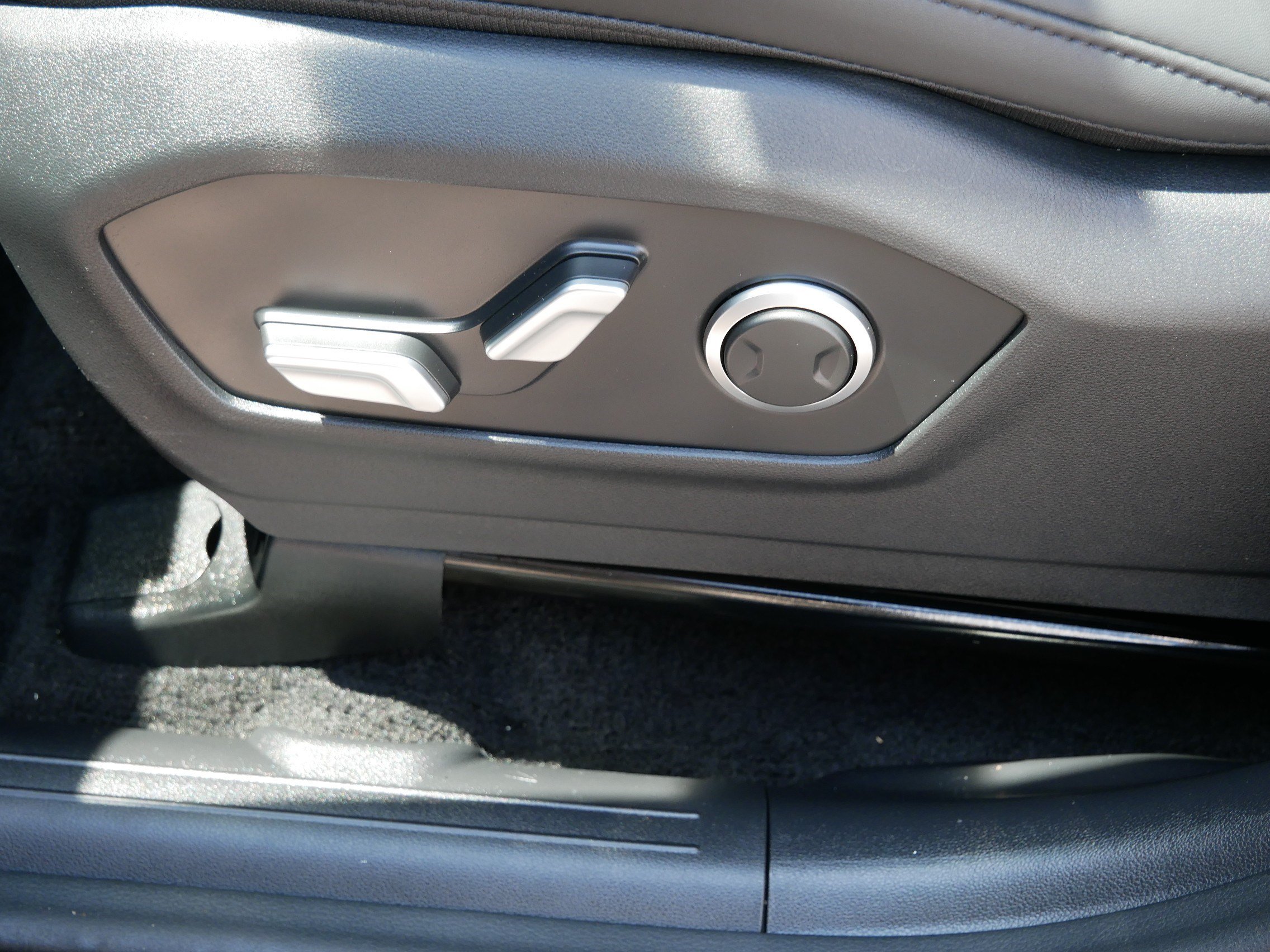 Certified 2026 Hyundai Santa Fe XRT AWD/4WD image 17