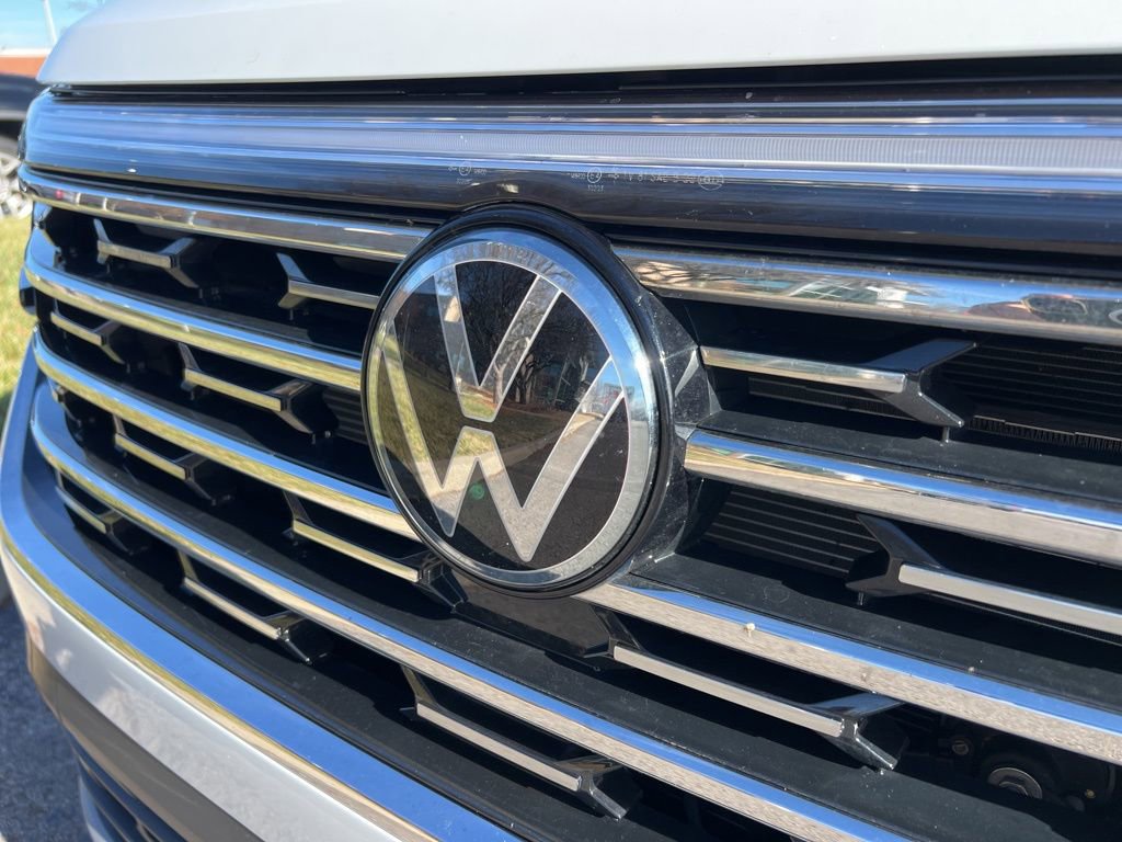 Used 2025 Volkswagen Atlas SEL image 10